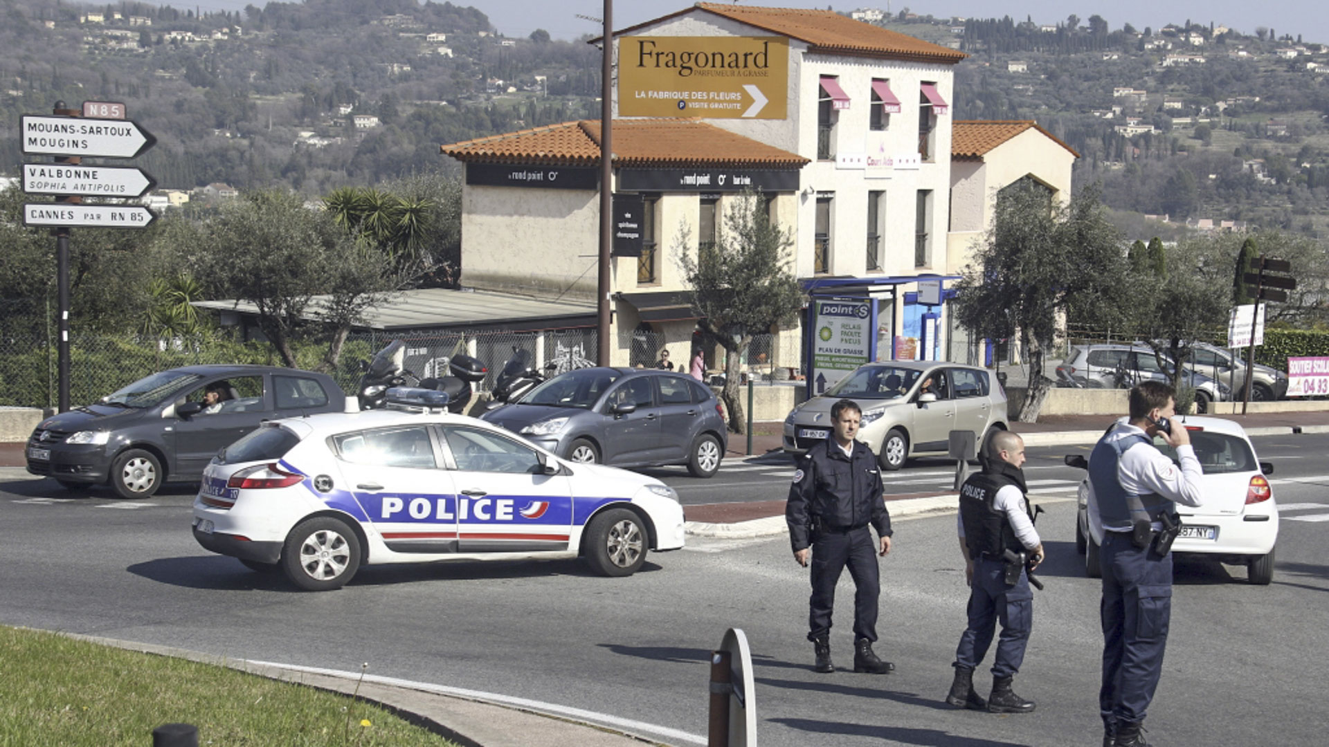 Schießerei an Schule im französischen Grasse | Bildquelle: AP