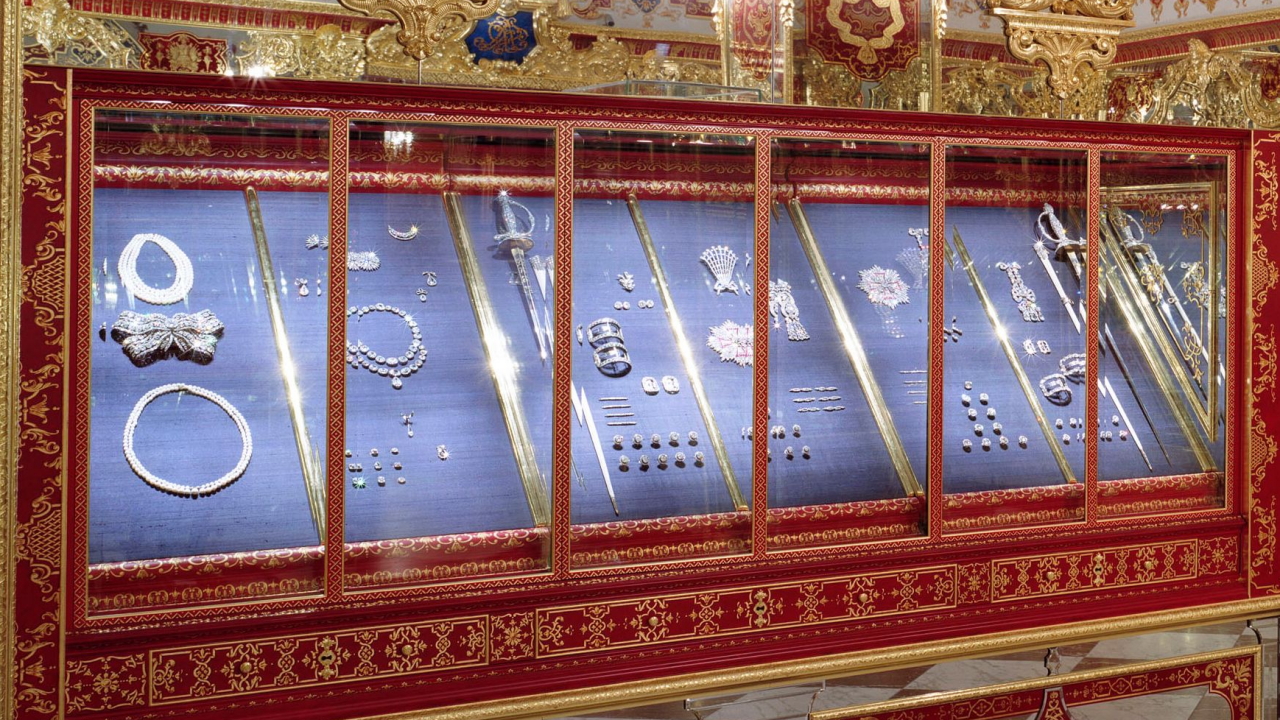 Juwelen im Museum Grünes Gewölbe (Archiv) | Bildquelle: DAVID BRANDT/STAATLICHE KUNSTSAM