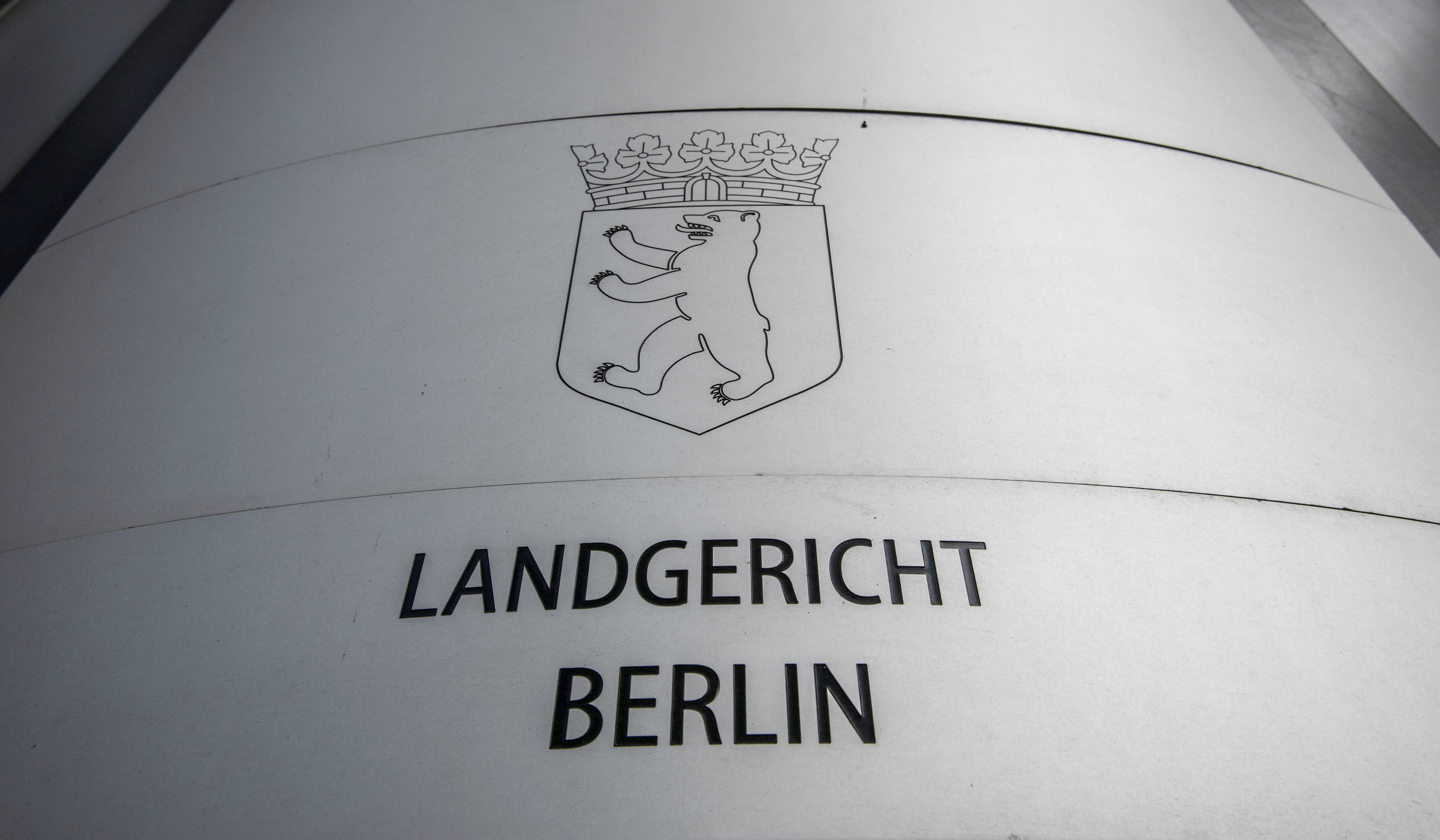 Schriftzug des Berliner Landgerichtes | Bildquelle: dpa