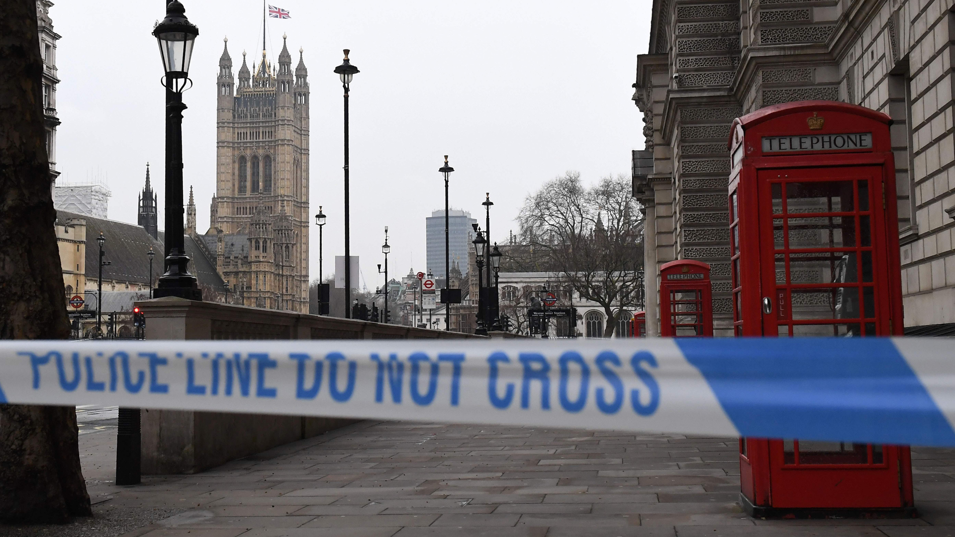 Absperrung vor dem Parlament in London | Bildquelle: AFP