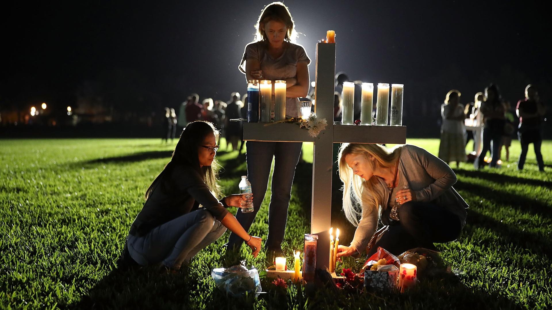 Gedenkfeier für Opfer des Schulmassakers in Parkland | Bildquelle: AFP
