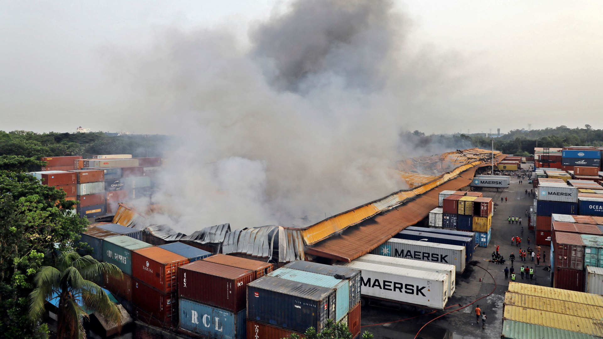 Großbrand im Containerdepot in Bangladesch | AFP