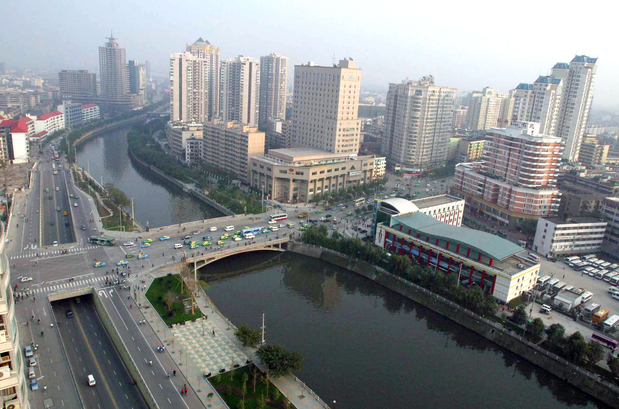 Die Megastadt Chengdu | picture-alliance/ dpa