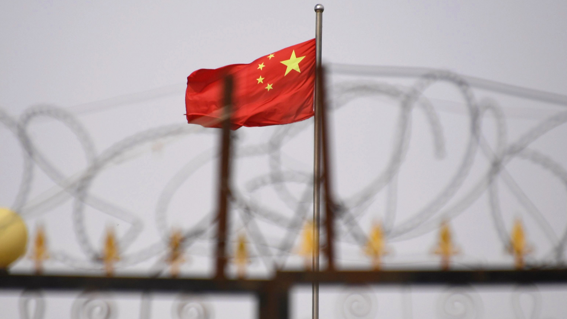 Chinesische Flagge in der Region Xinjiang | Bildquelle: AFP