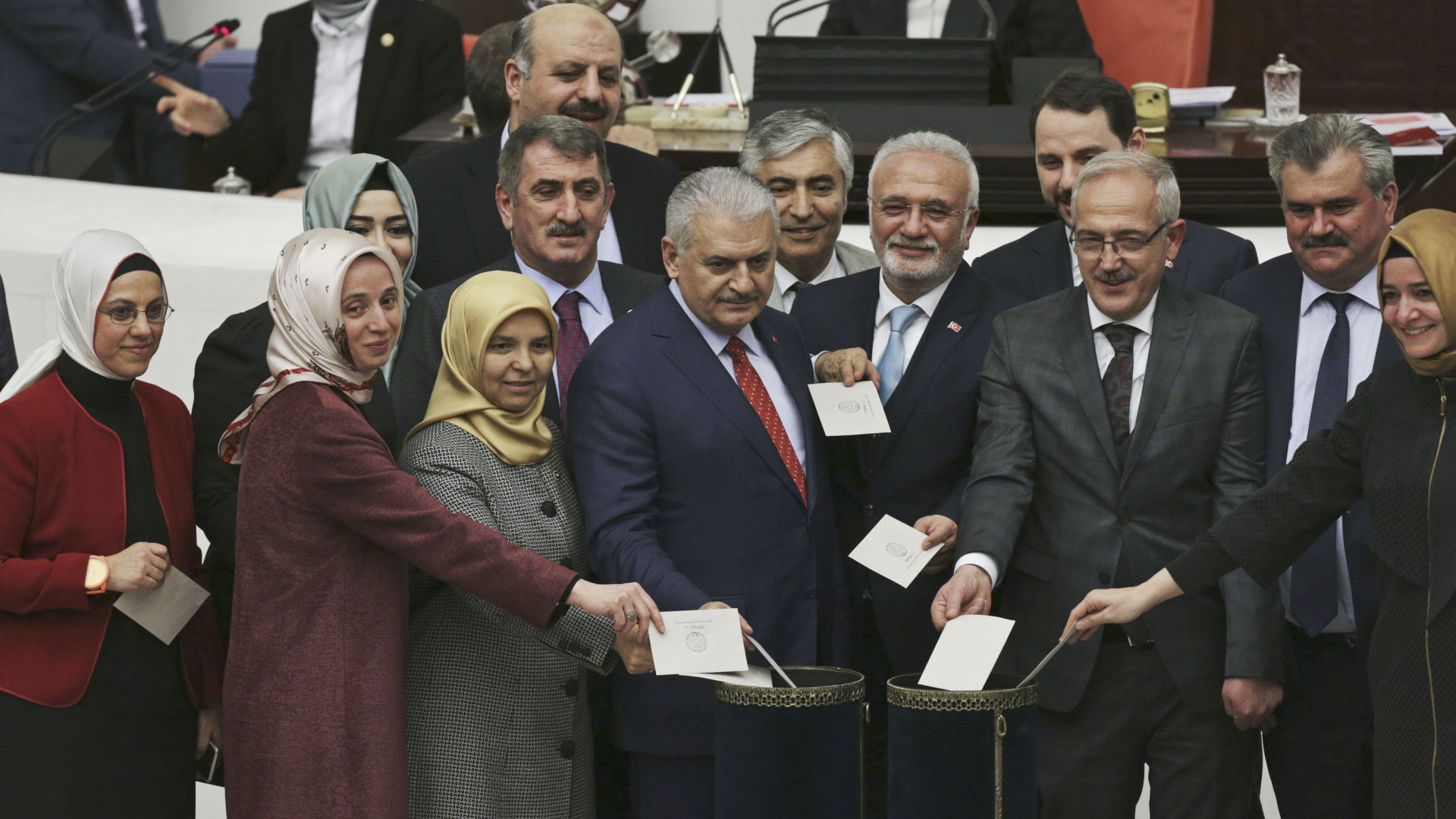 Türkei: Parlament billigt Verfassungsreform