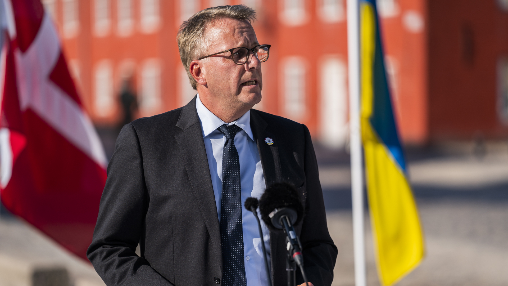 Morten Bødskov, der dänische Verteidigungsminister, bei einer Pressekonferenz. | EPA
