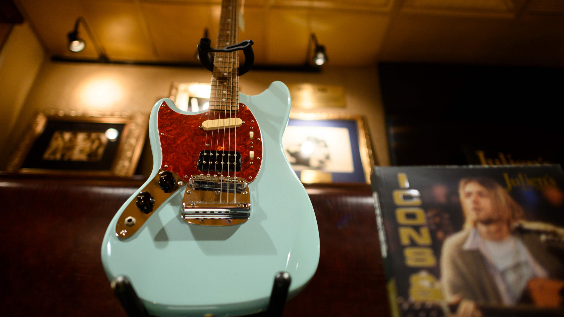 Fender Mustang-Gitarre von Kurt Cobain | AFP