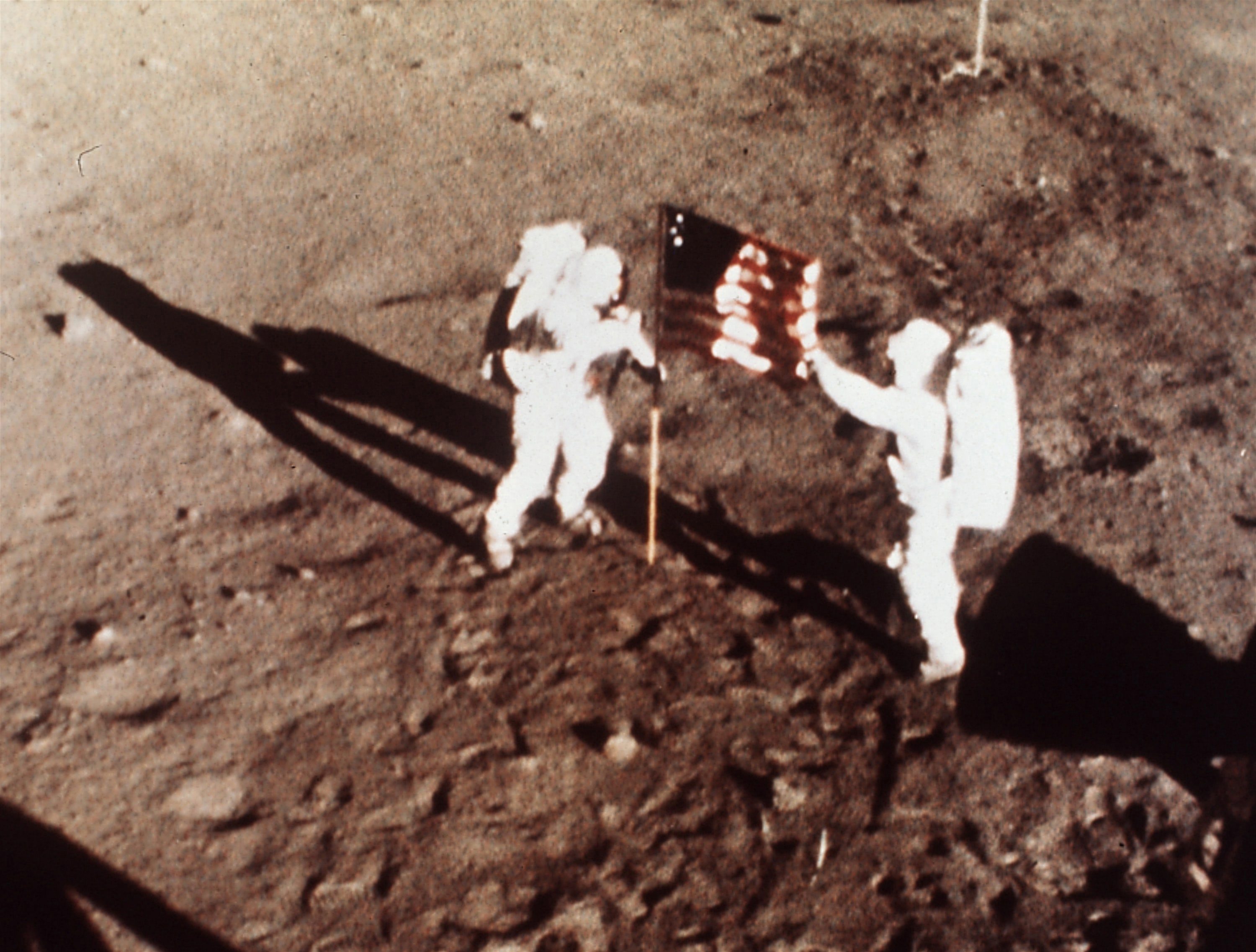 Armstrong und Aldrin auf dem Mond