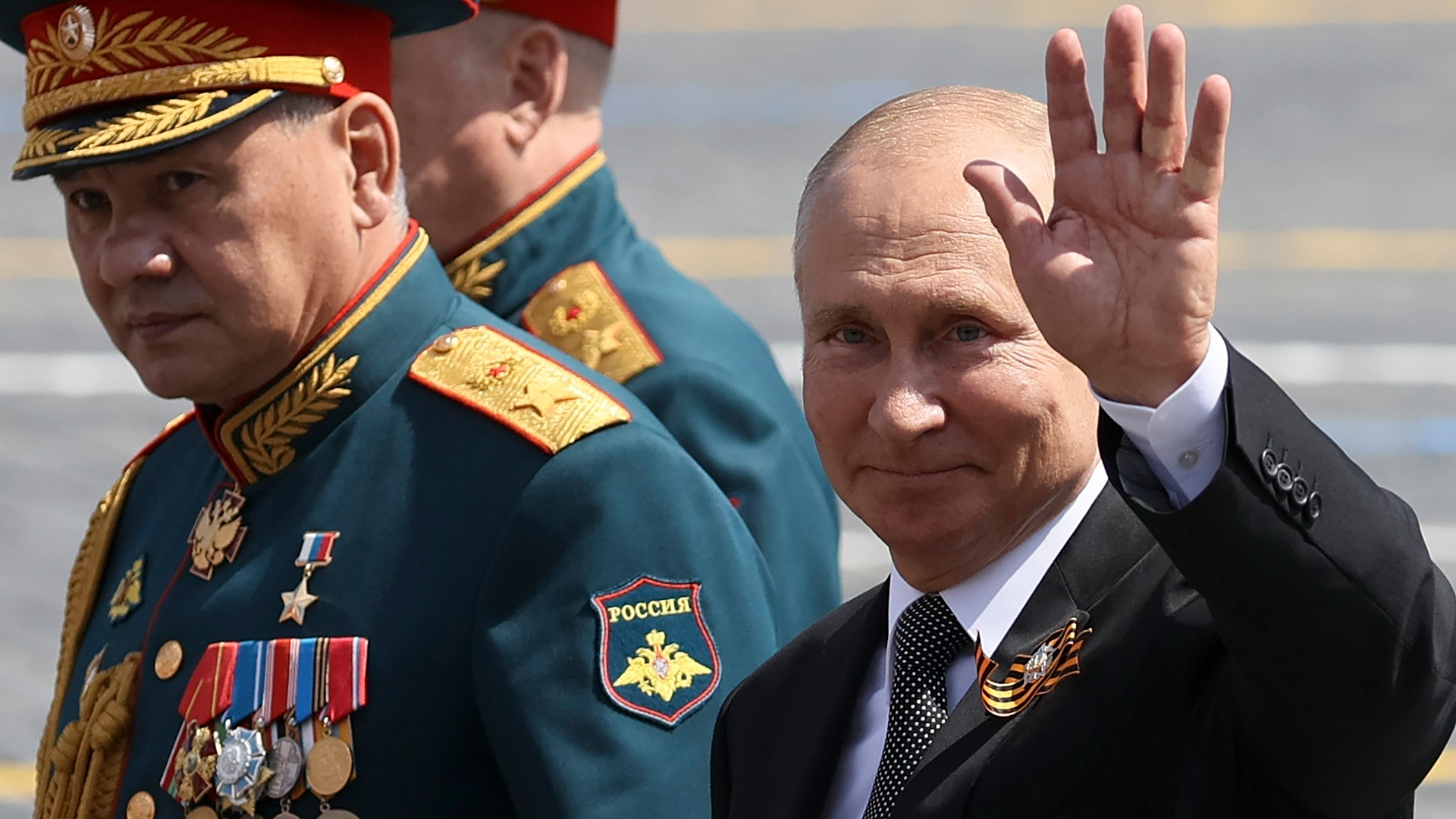 Russland Präsident Putin bei eine Militär-Parade (Archiv) | AP
