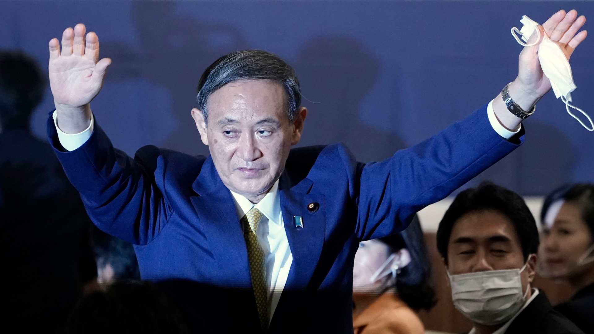 Yoshihide Suga nach Bekanntgabe des Abstimmungsergebnisses seiner Partei LDP. | AFP