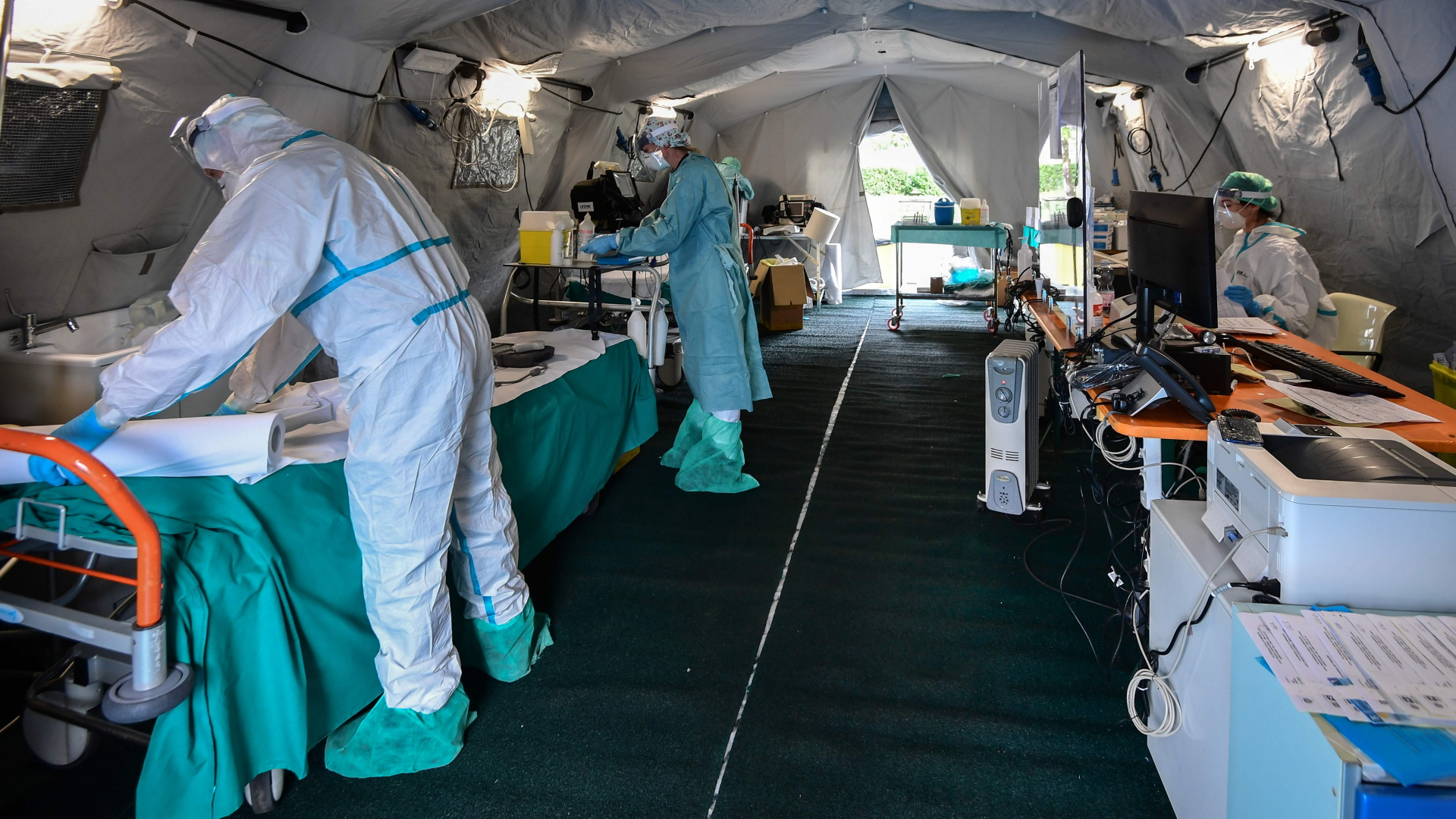 Triage-Zelt vor einem italienischen Krankenhaus (Archivbild) | AFP
