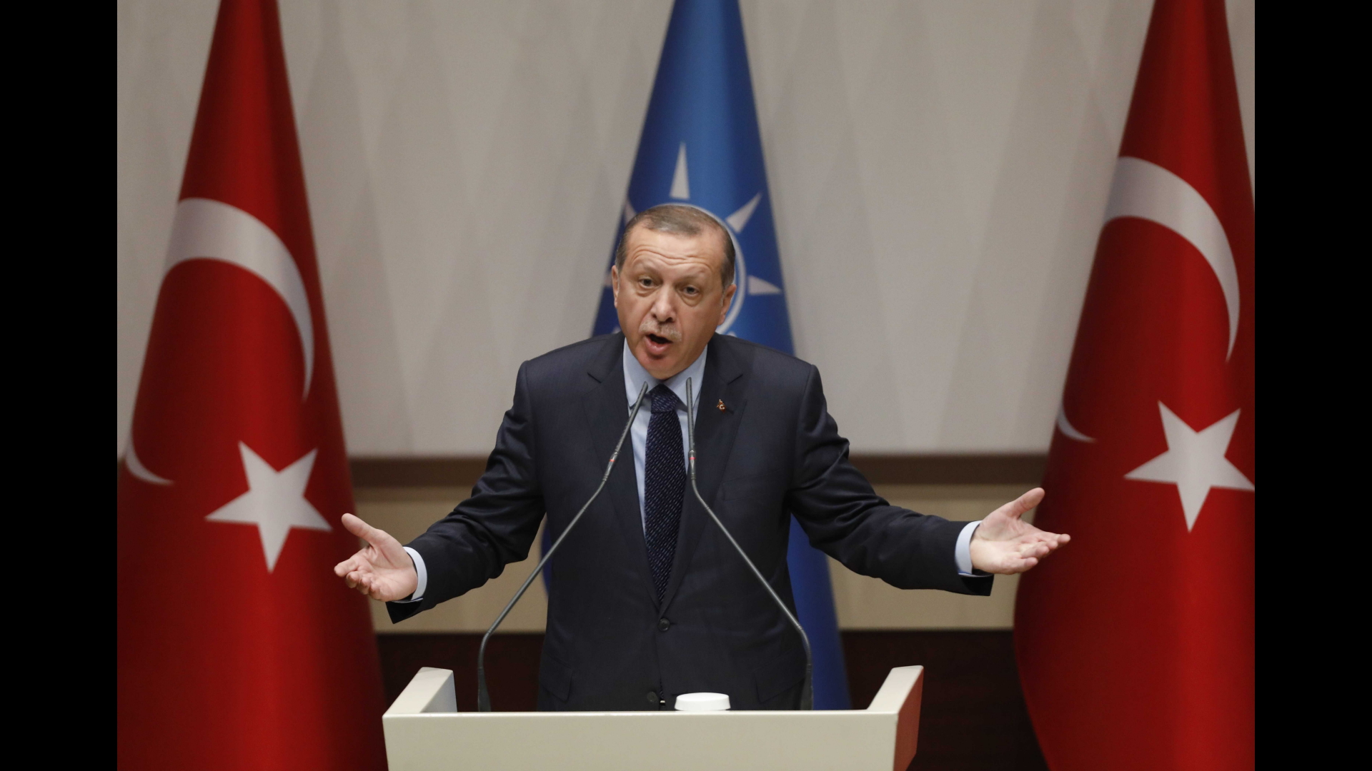 Der türkische Präsident Erdogan bei seiner Rede in der AKP-Zentrale