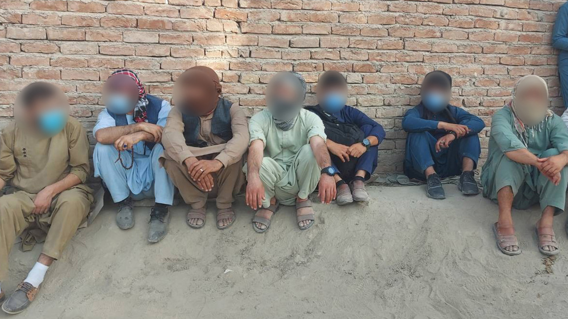 Afghanische Fluglotsen warten auf Evakuierung | Kontraste