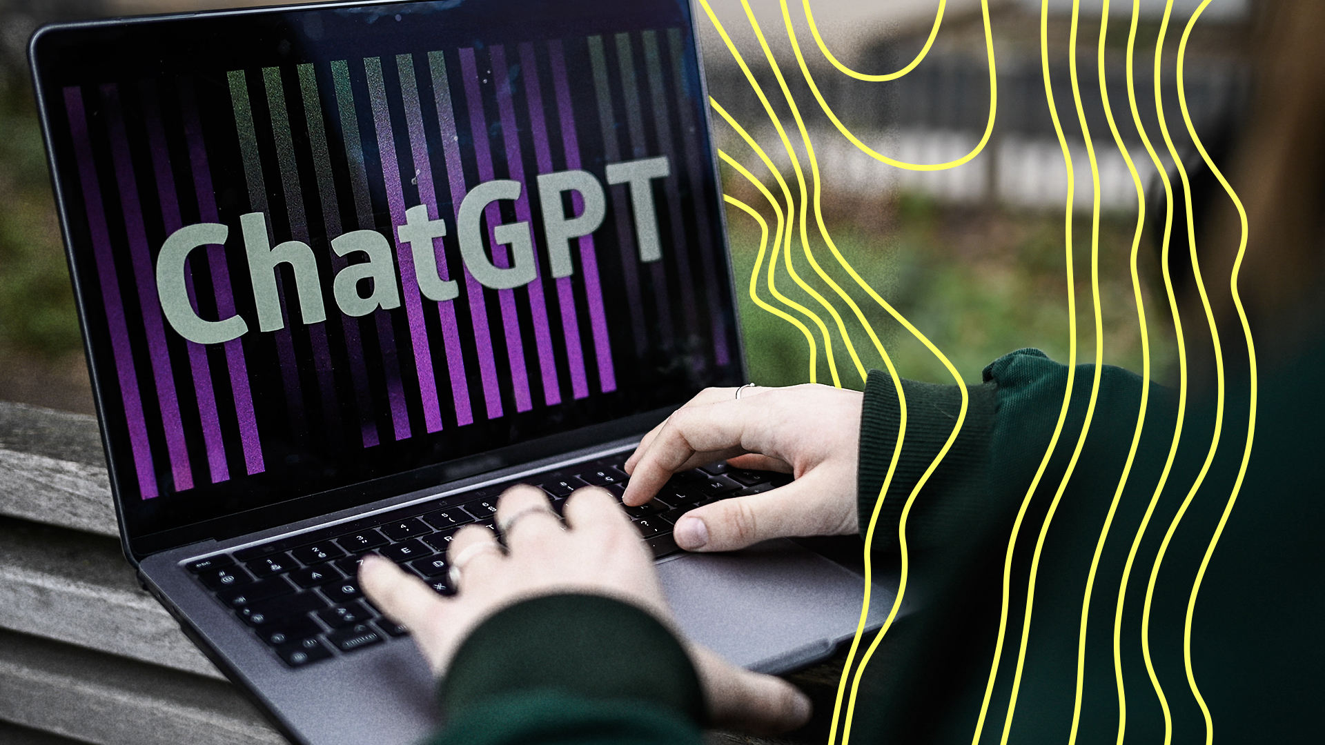 Hände über einer Laptoptastatur, auf dem Bildschirm steht "ChatGPT". | picture alliance / PHOTOPQR/OUEST FRANCE/MAXPPP | Martin ROCHE