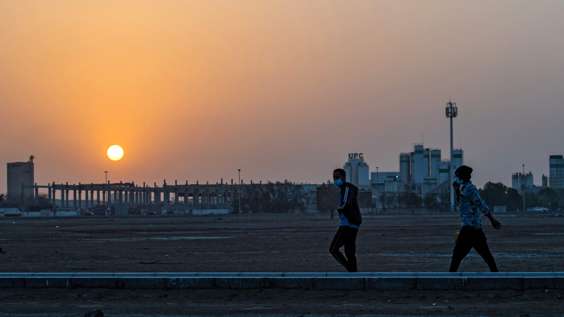 Ein Industriegebiet am Rande von Abu Dhabi. | AFP