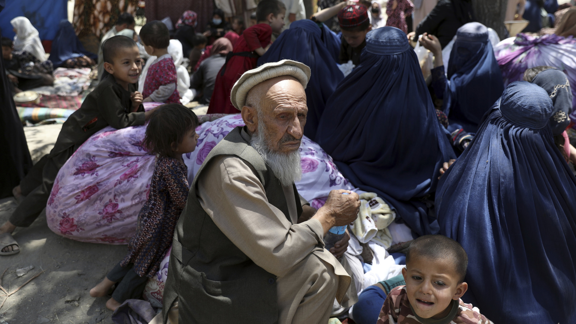 Afganische Binnenflüchtlinge im Azadi-Park in Kabul | AP
