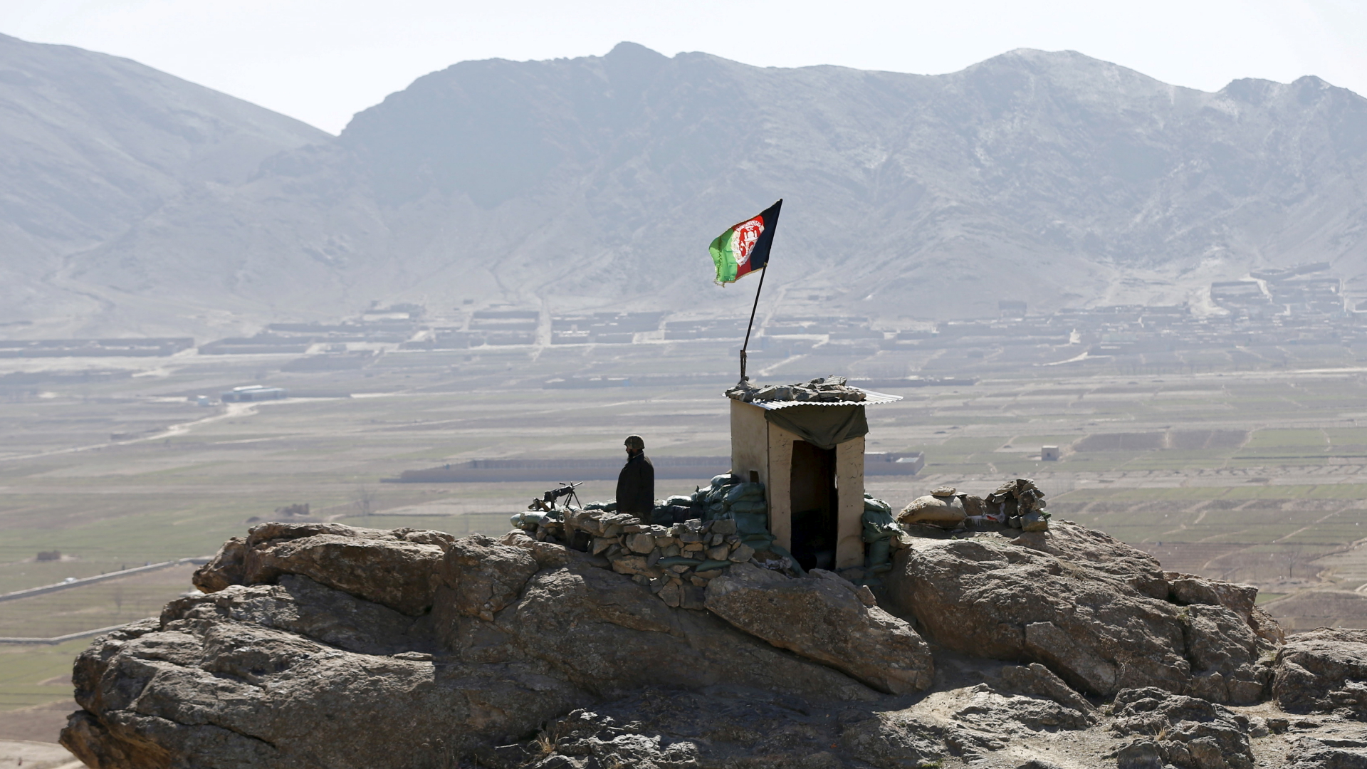 Soldat der afghanischen Armee auf einem Posten in der Provinz Logar | REUTERS