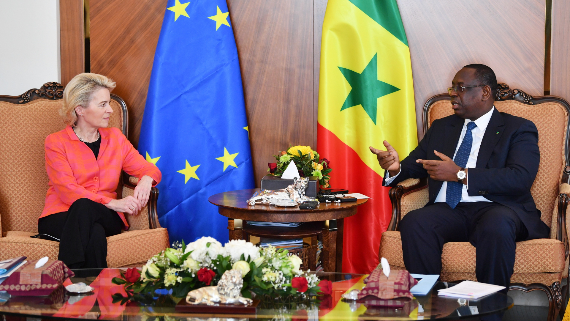  Ursula von der Leyen, Präsidentin der Europäischen Kommission, mit Macky Sall, Präsident des Senegal.  | dpa