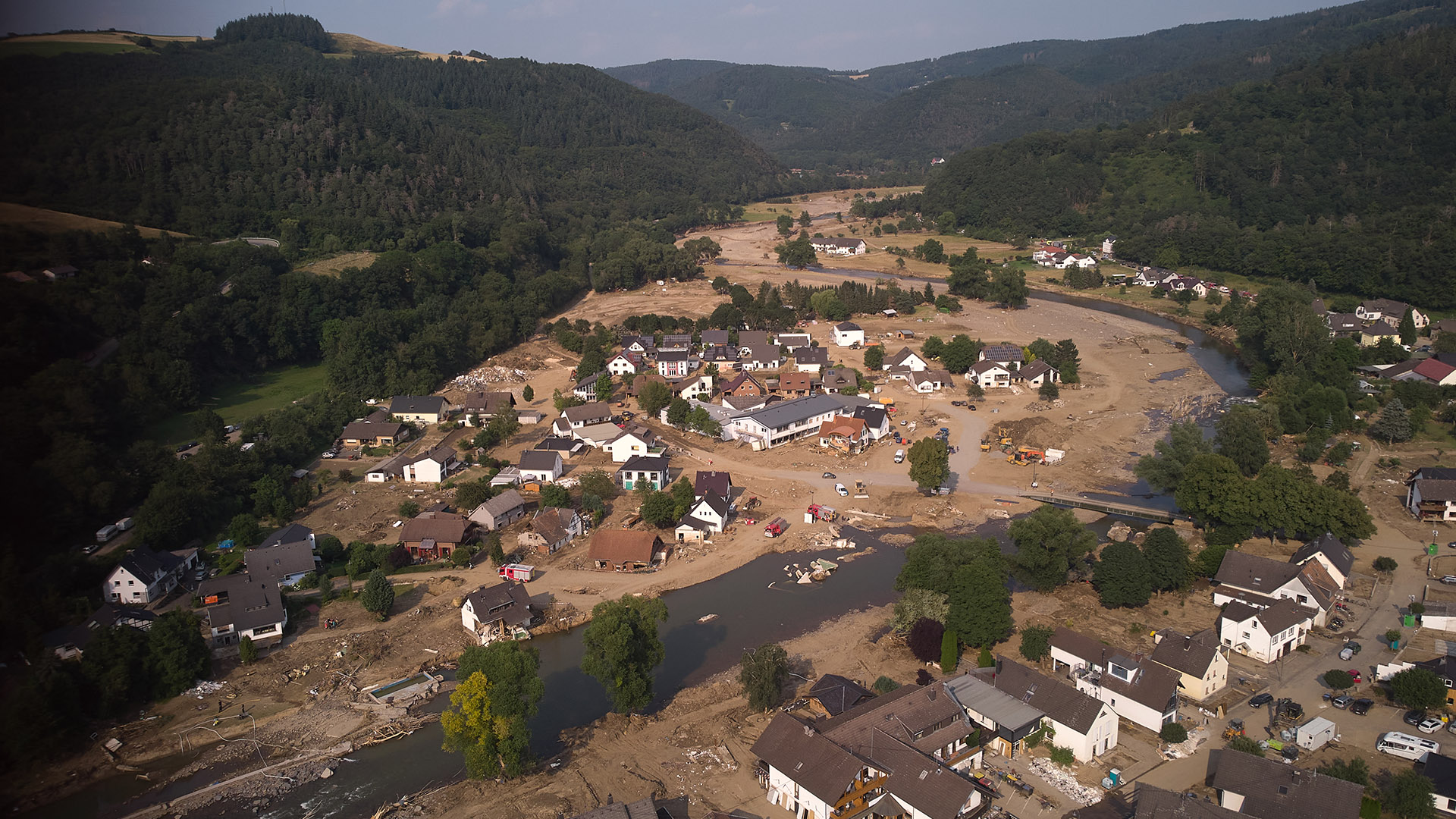 Hochwasser im Ahrtal: Warum kam die Warnung so spät? | tagesschau.de