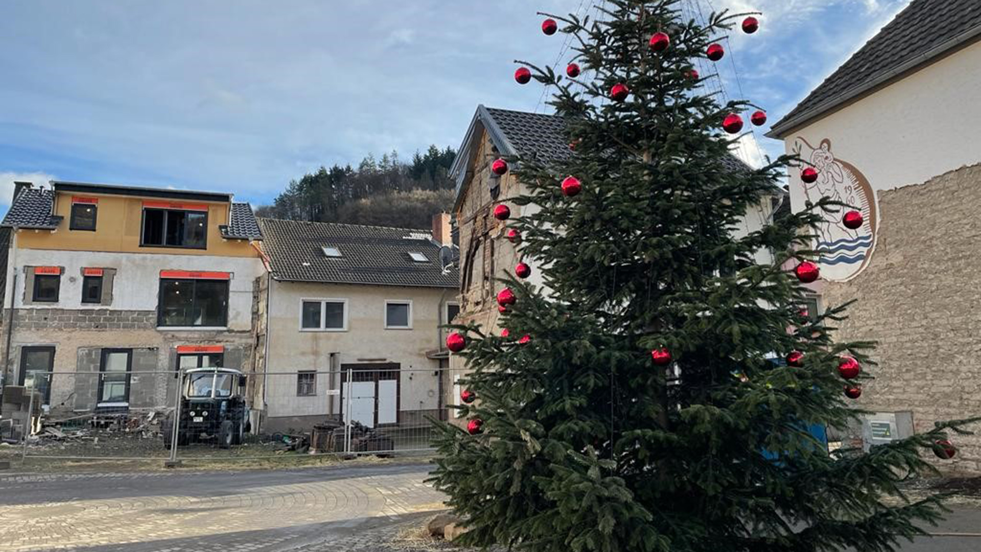Weihnachtsbaum in Ahrtal | SWR