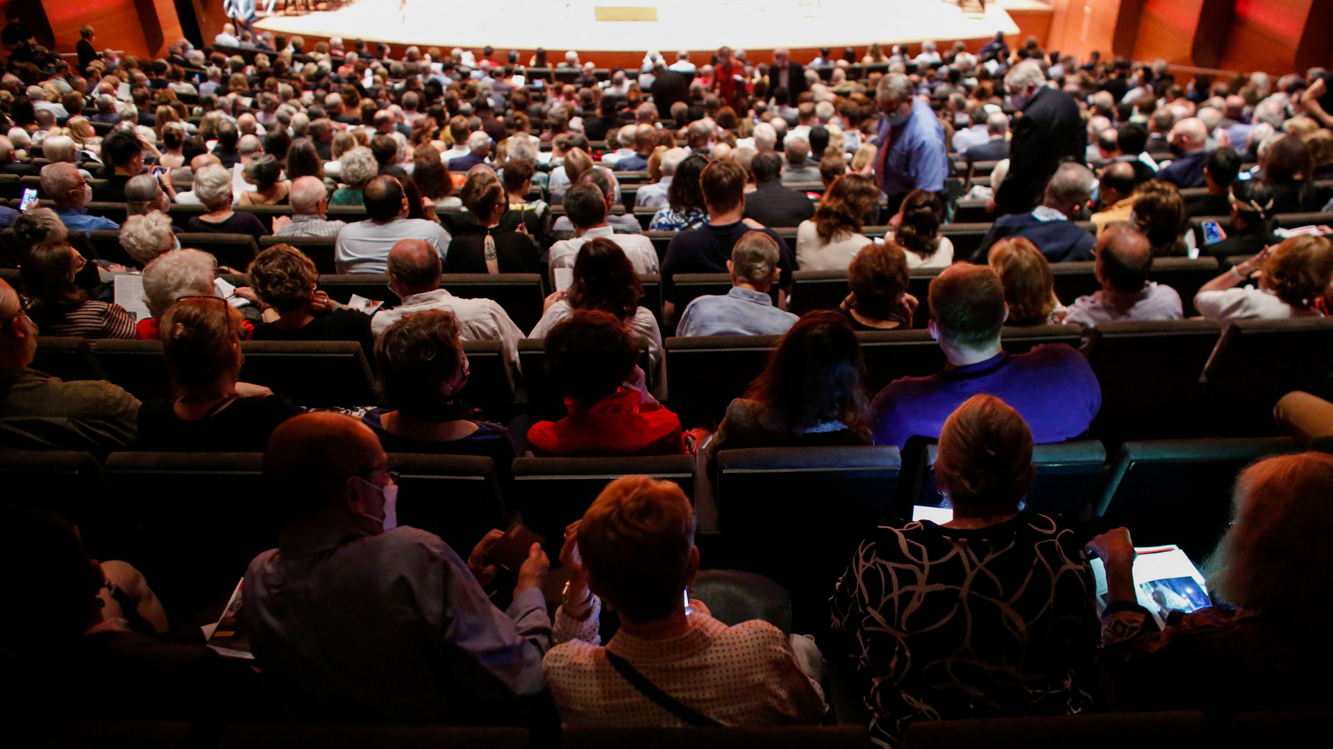 Zuschauer bei einem Konzert der New Yorker Philharmoniker in der Alice Tully Hall. | AFP