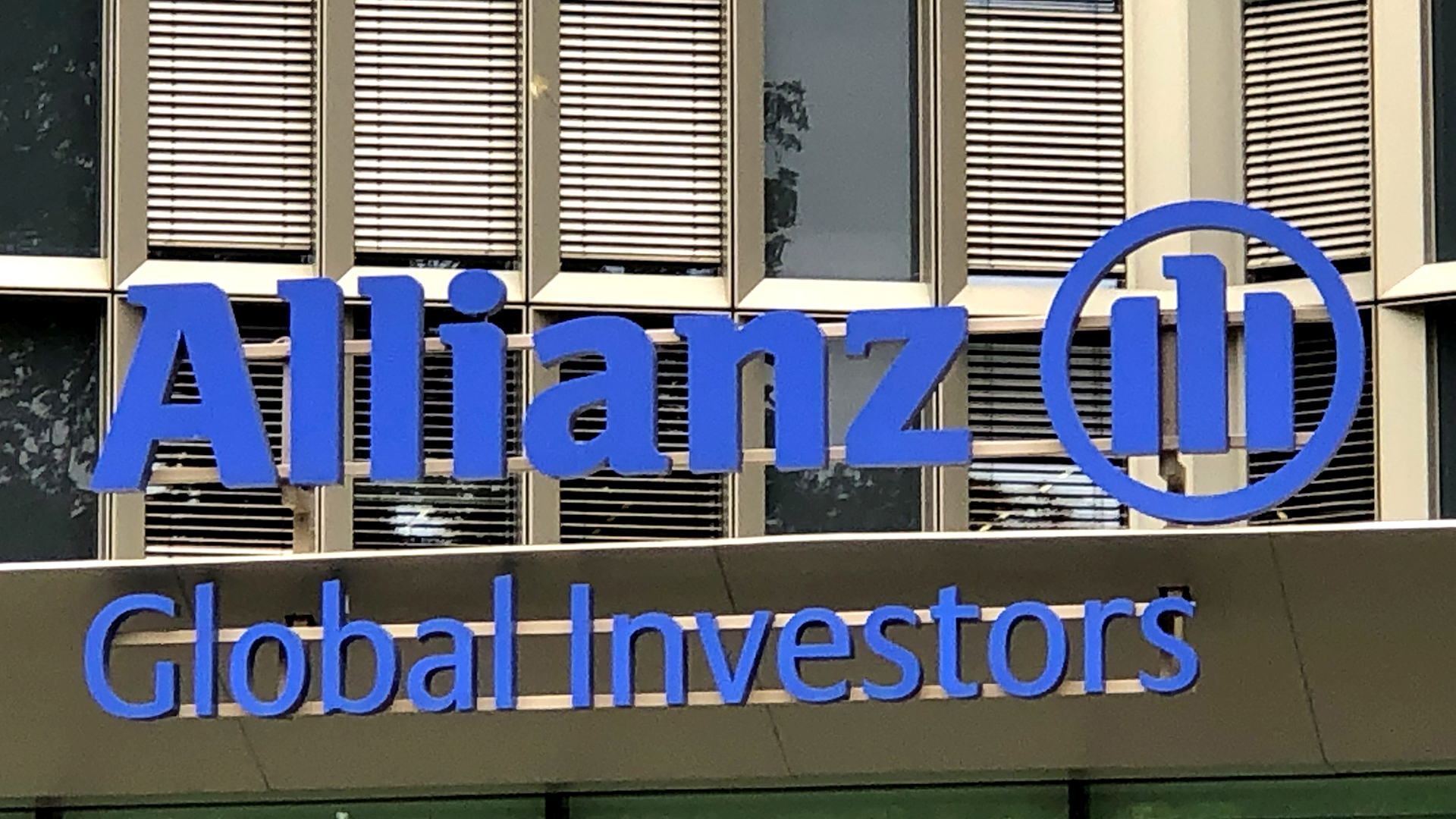 Logo Allianz Global Investors | REUTERS