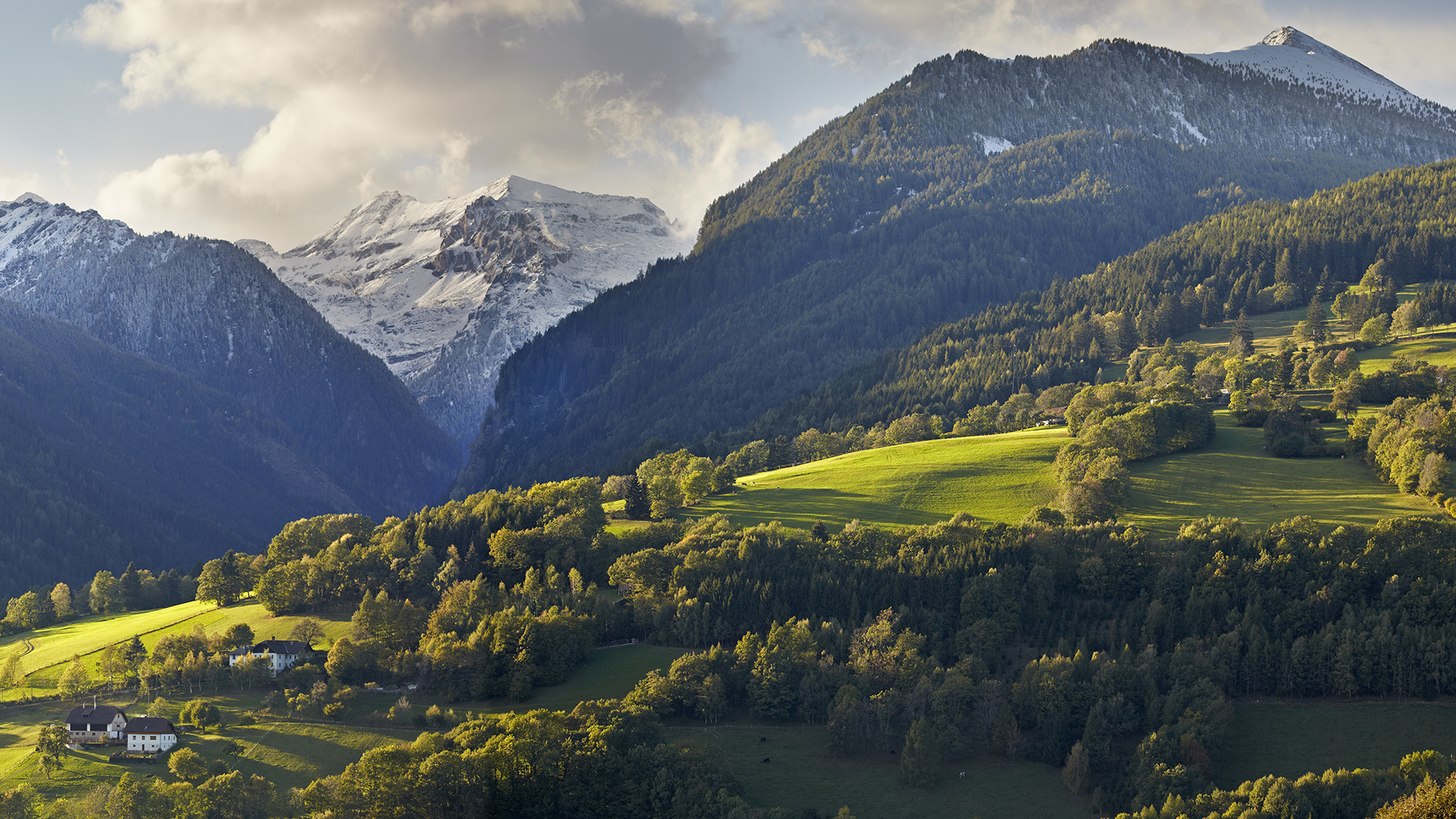 Blick auf die Alpen in Kärnten | picture alliance / Edwin Stranne