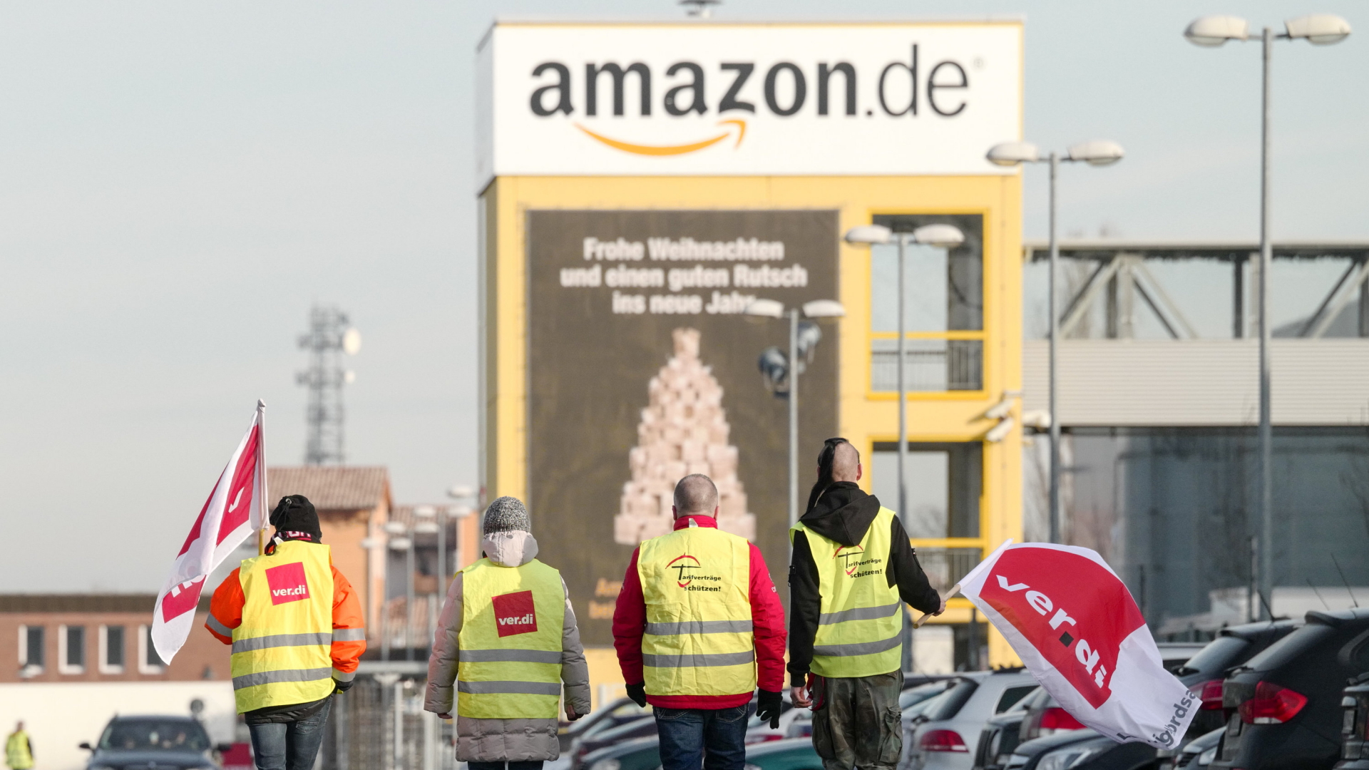 Streikende Mitarbeiter von Amazon (Archivbild)