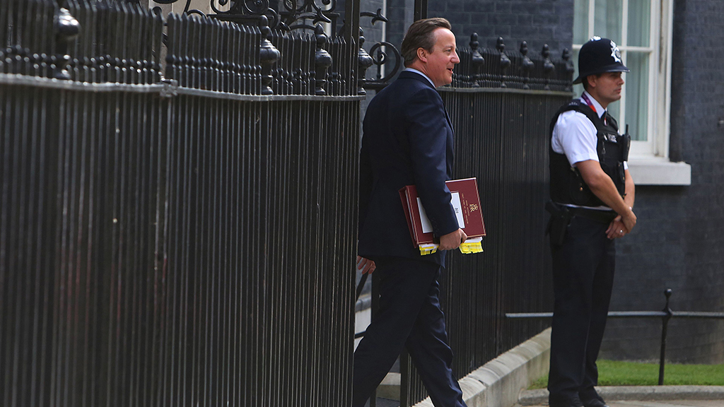 Cameron verlässt Downing Street für seine letzte Rede als Premierminister | AFP