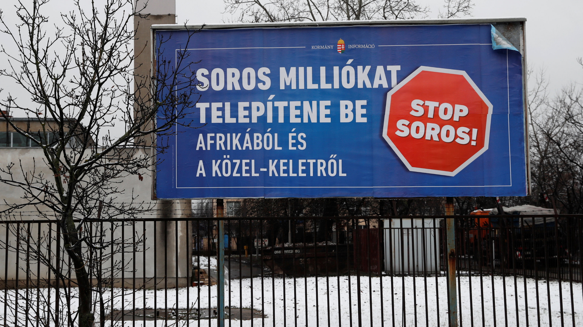 STop-Soros-Plakat: Soros will Millionen aus Afrika und dem Nahen Osten holen | REUTERS