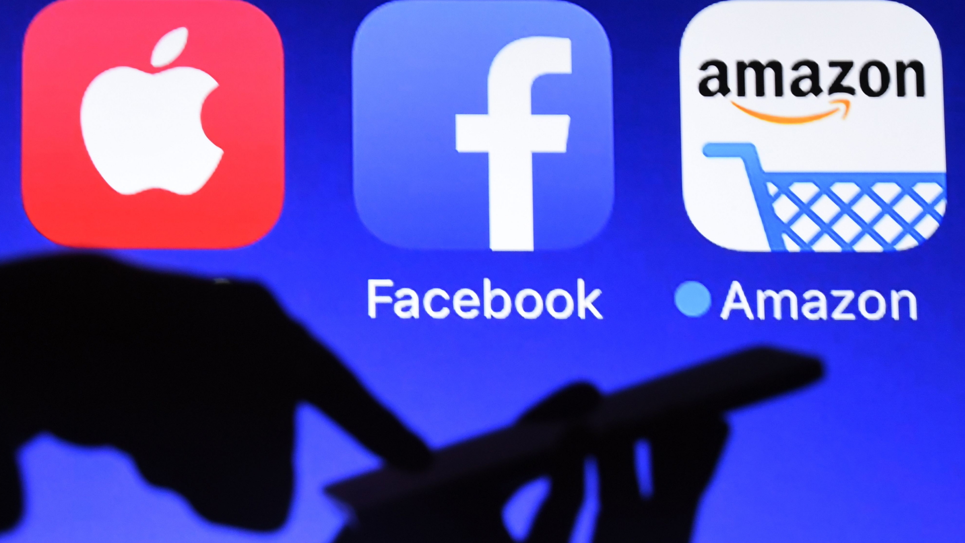 Logos von Apple, Facebook und Amazon | AFP