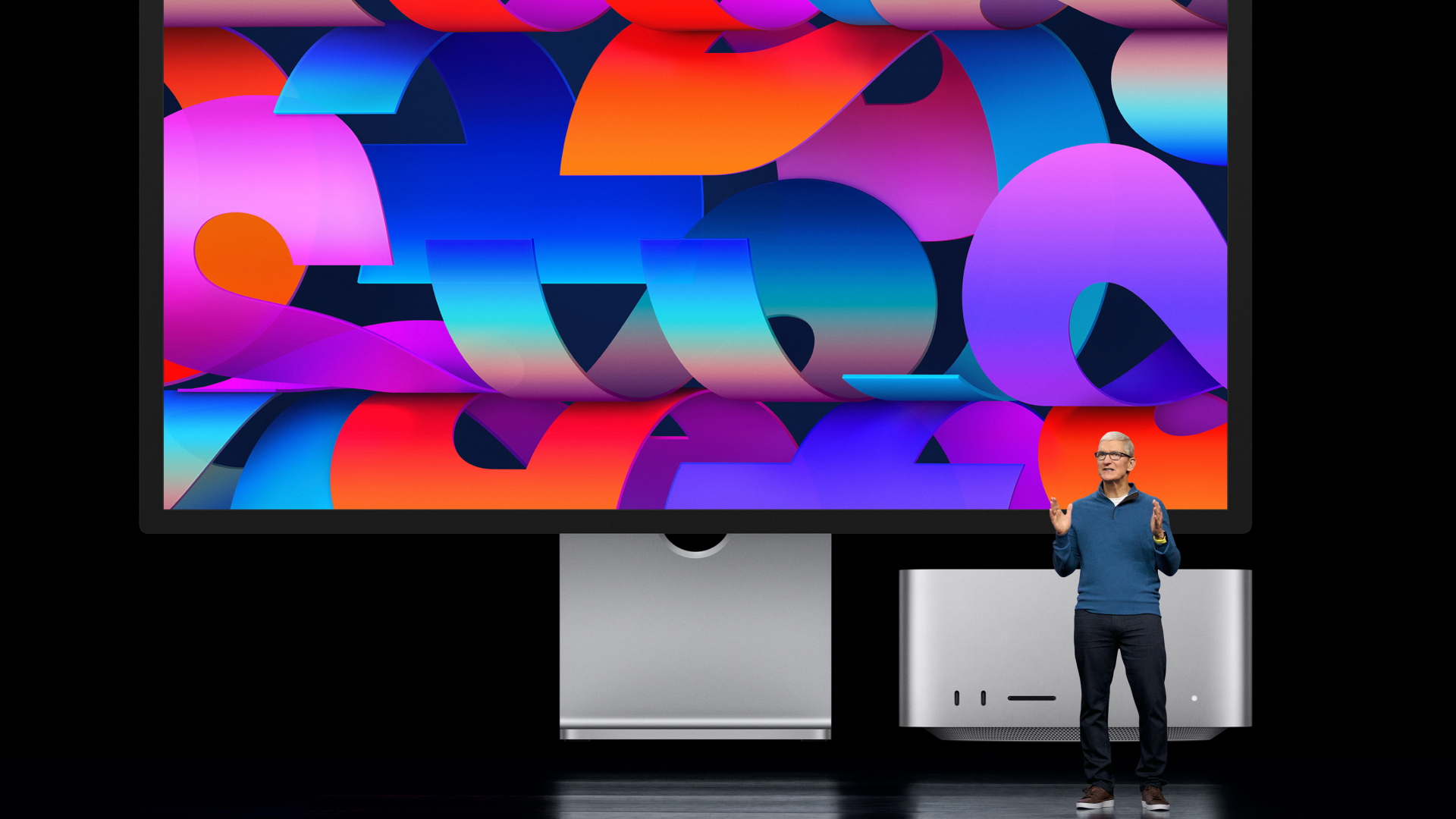 Apple-Chef Tim Cook präsentiert den neuen PC Mac Studio | dpa