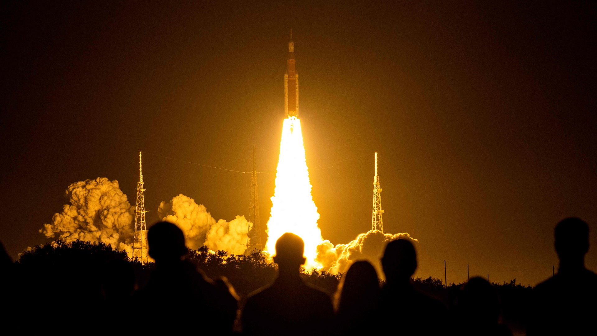 Die Rakete "Space Launch System" startete die unbemannte Kapsel "Orion" vom Weltraumbahnhof Cape Canaveral im US-Bundesstaat Florida. | AFP