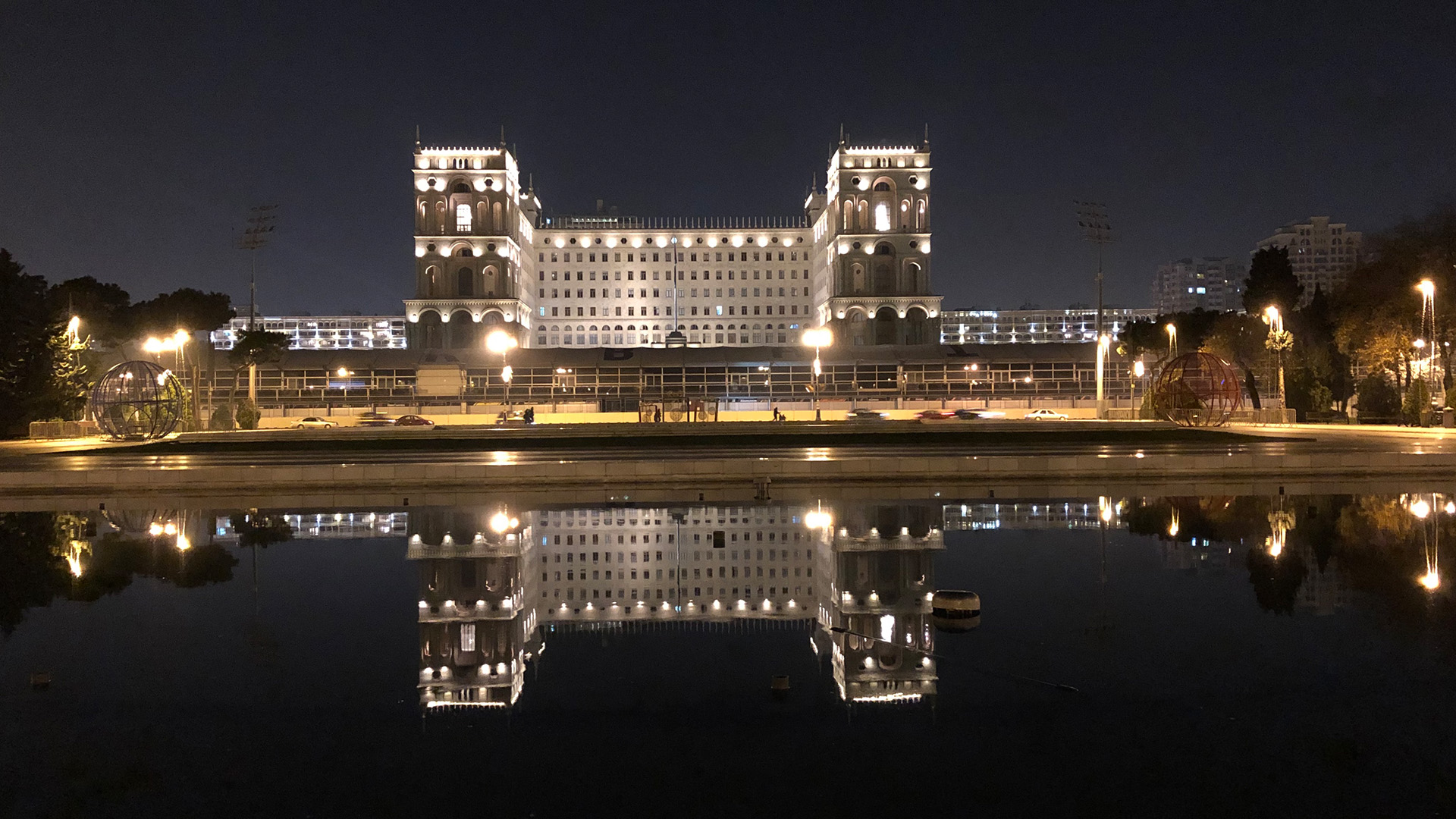 Das Haus der Regierung, Aserbaidschan | Silvia Stöber
