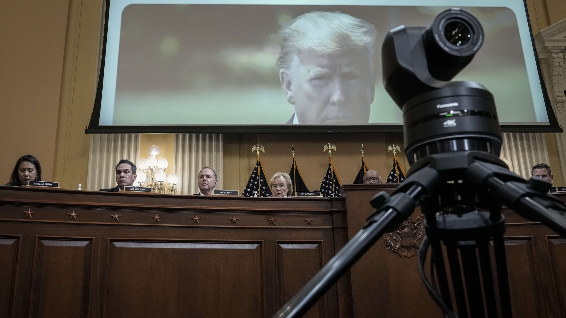 Videomaterial von Ex-Präsident Trump wird im Kapitol-Untersuchungsausschuss gezeigt