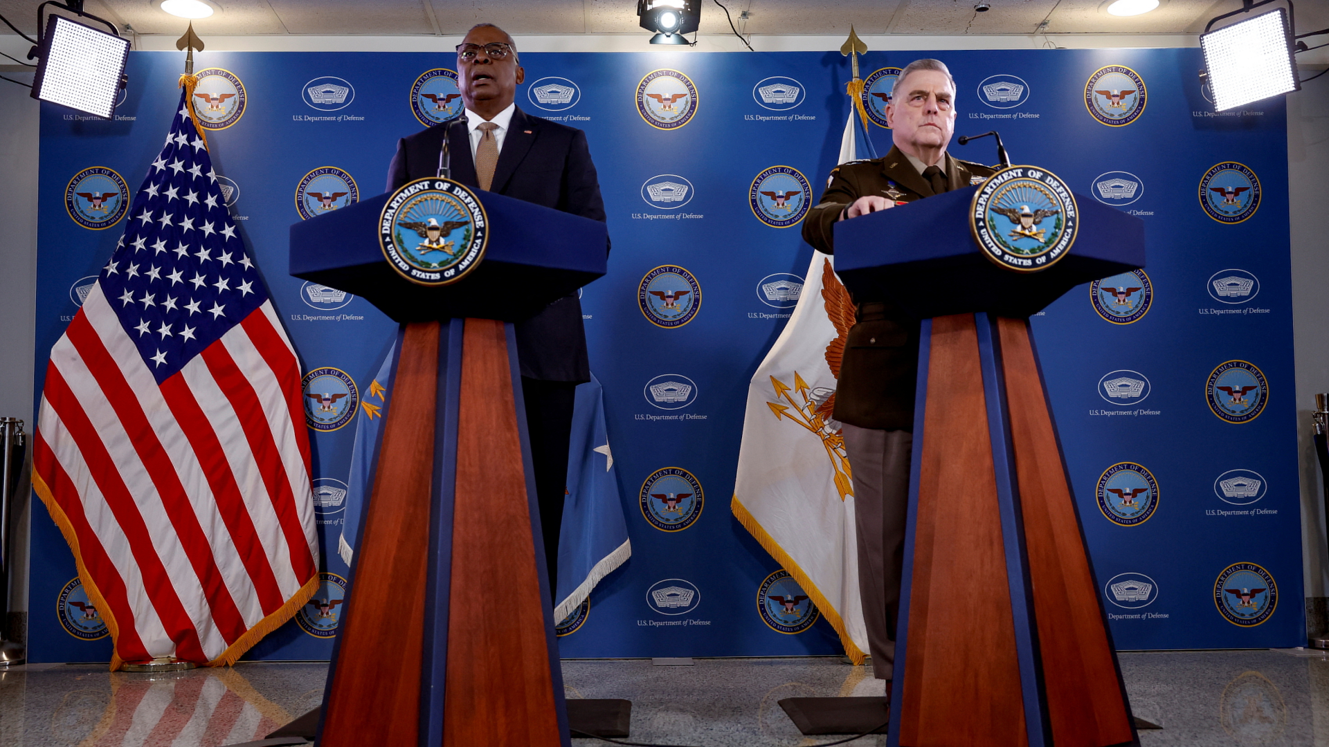 Lloyd Austin, US-Verteidigungsminister (links) und Marc Milley, US-Generalstabschef. | REUTERS