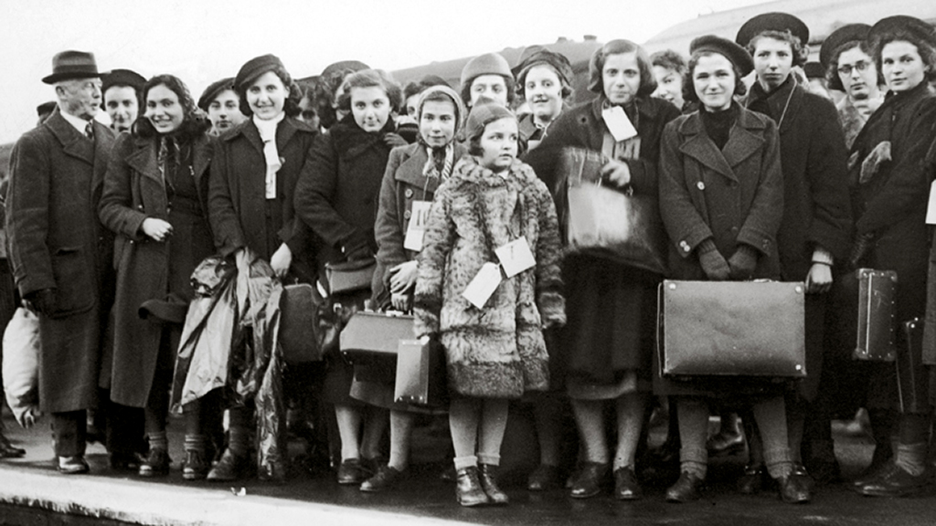 Jüdische Flüchtlinge nach ihrer Ankunft in England (um 1938). | picture-alliance / IMAGNO/Austri