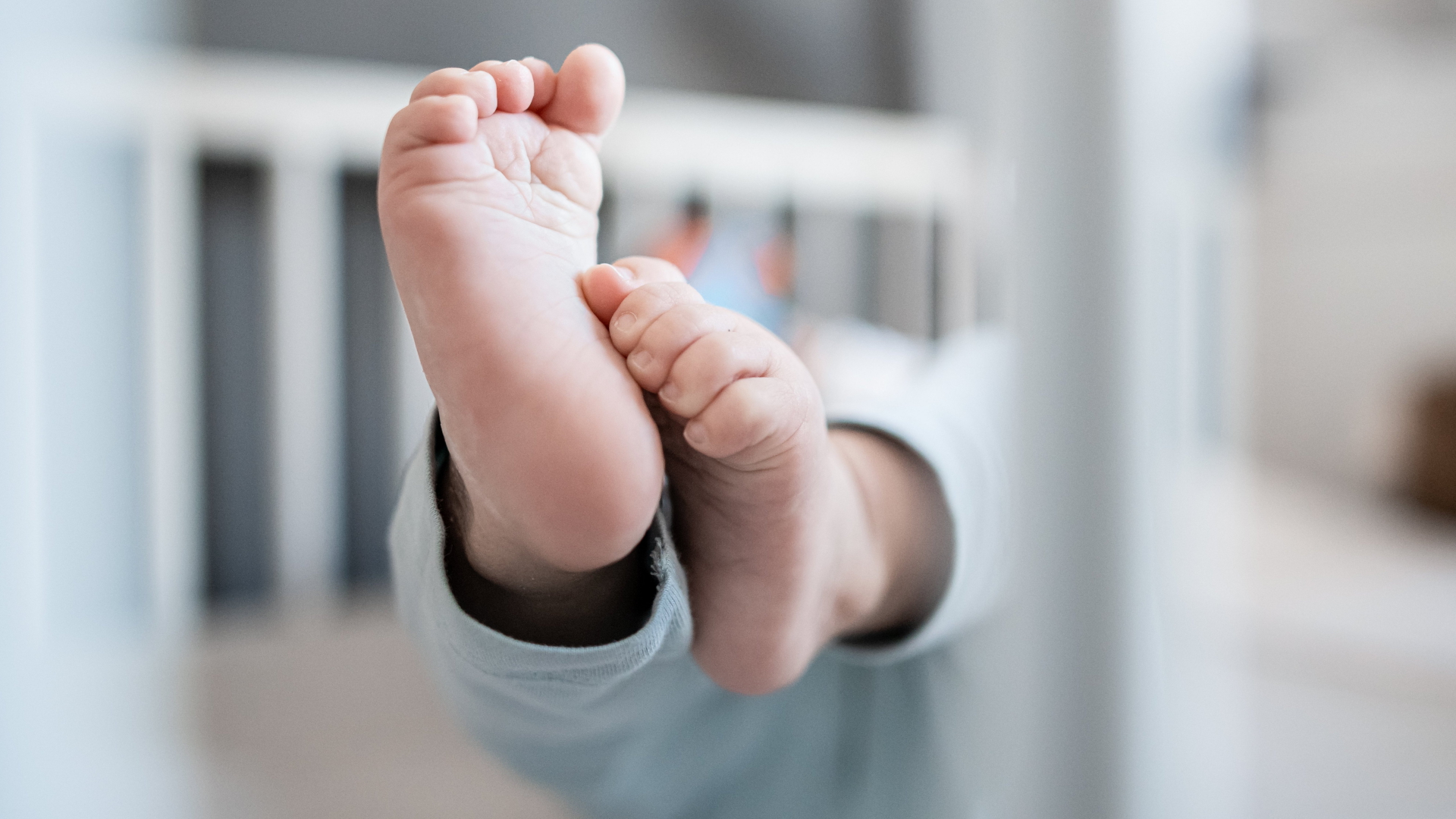 Die Füße eines Babys