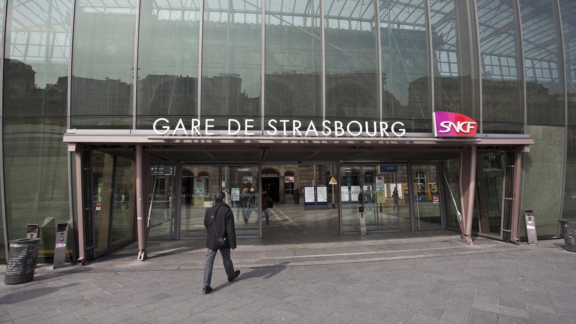Bahnhofsgebäude in Straßburg | picture alliance / imageBROKER