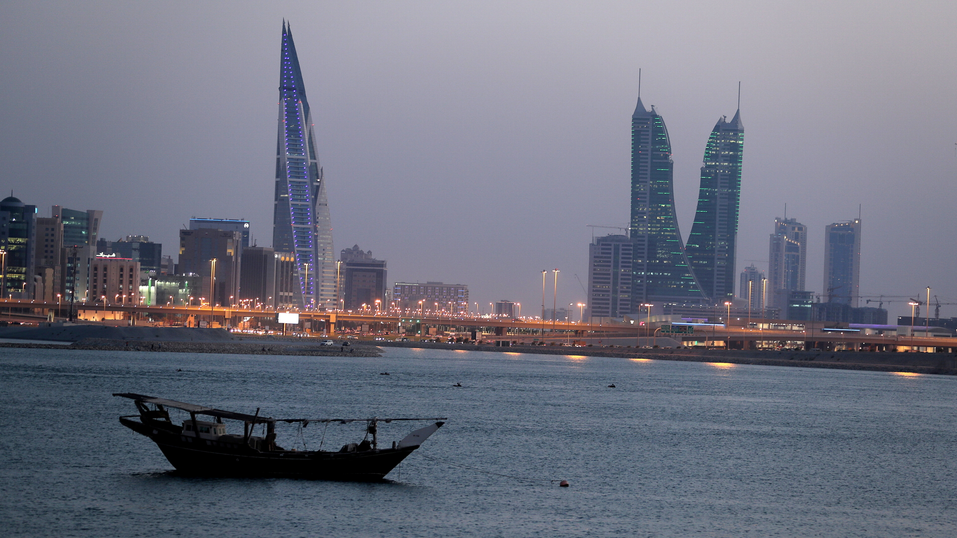 Blick auf Bahrains Finanzbezirk in der Hauptstadt Manama | REUTERS