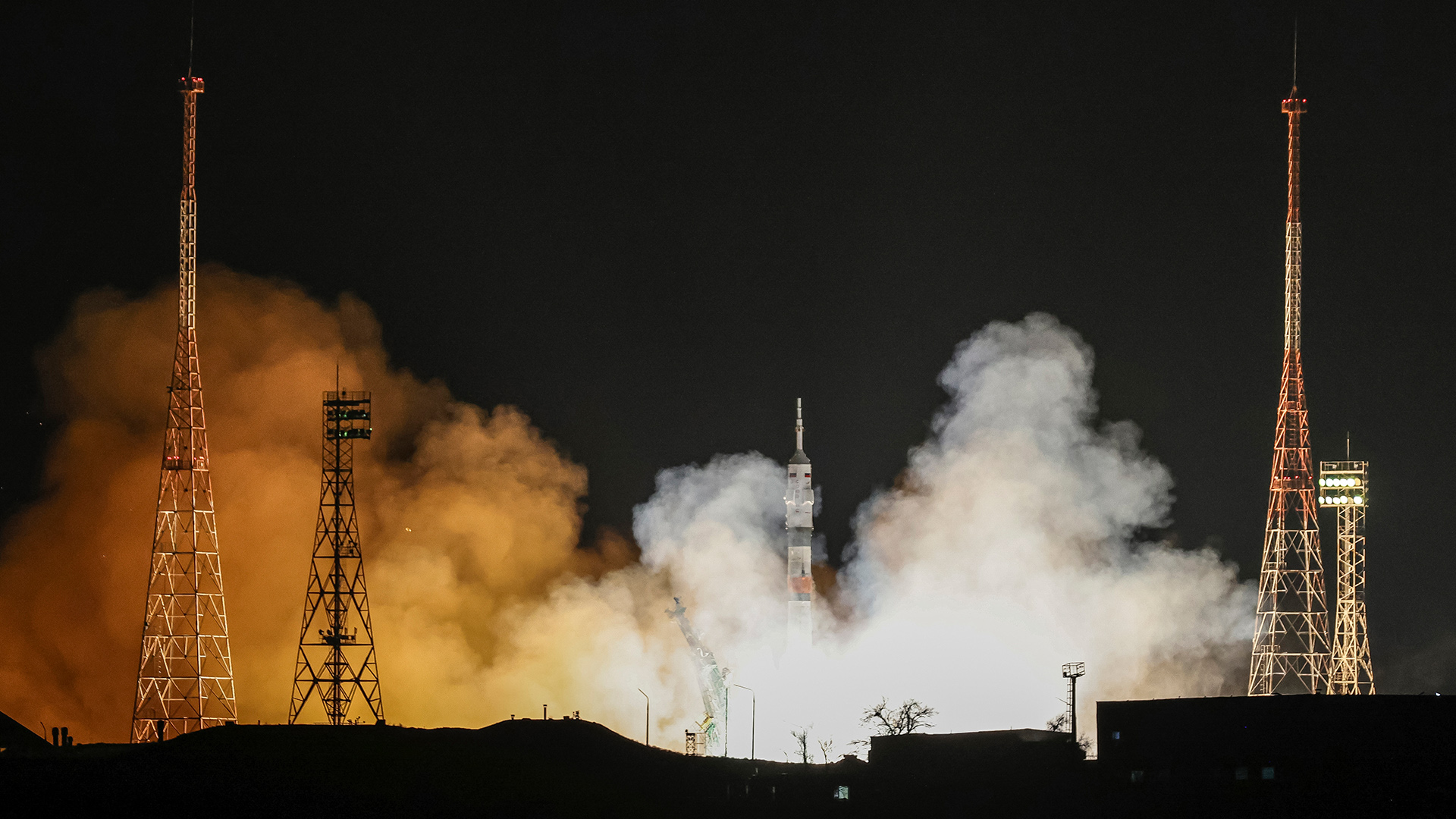 Ziel ISS: Russische Sojus-Kapsel zu Rückholaktion gestartet