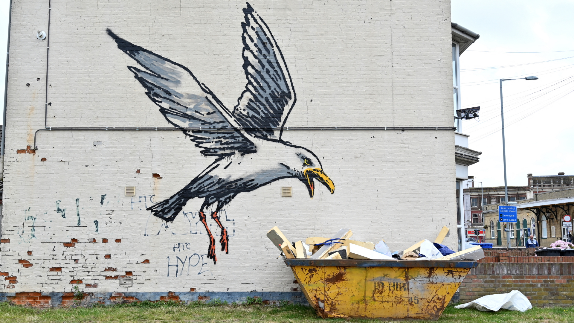 Artista callejero: el muro desarticulado de la gaviota de Banksy
