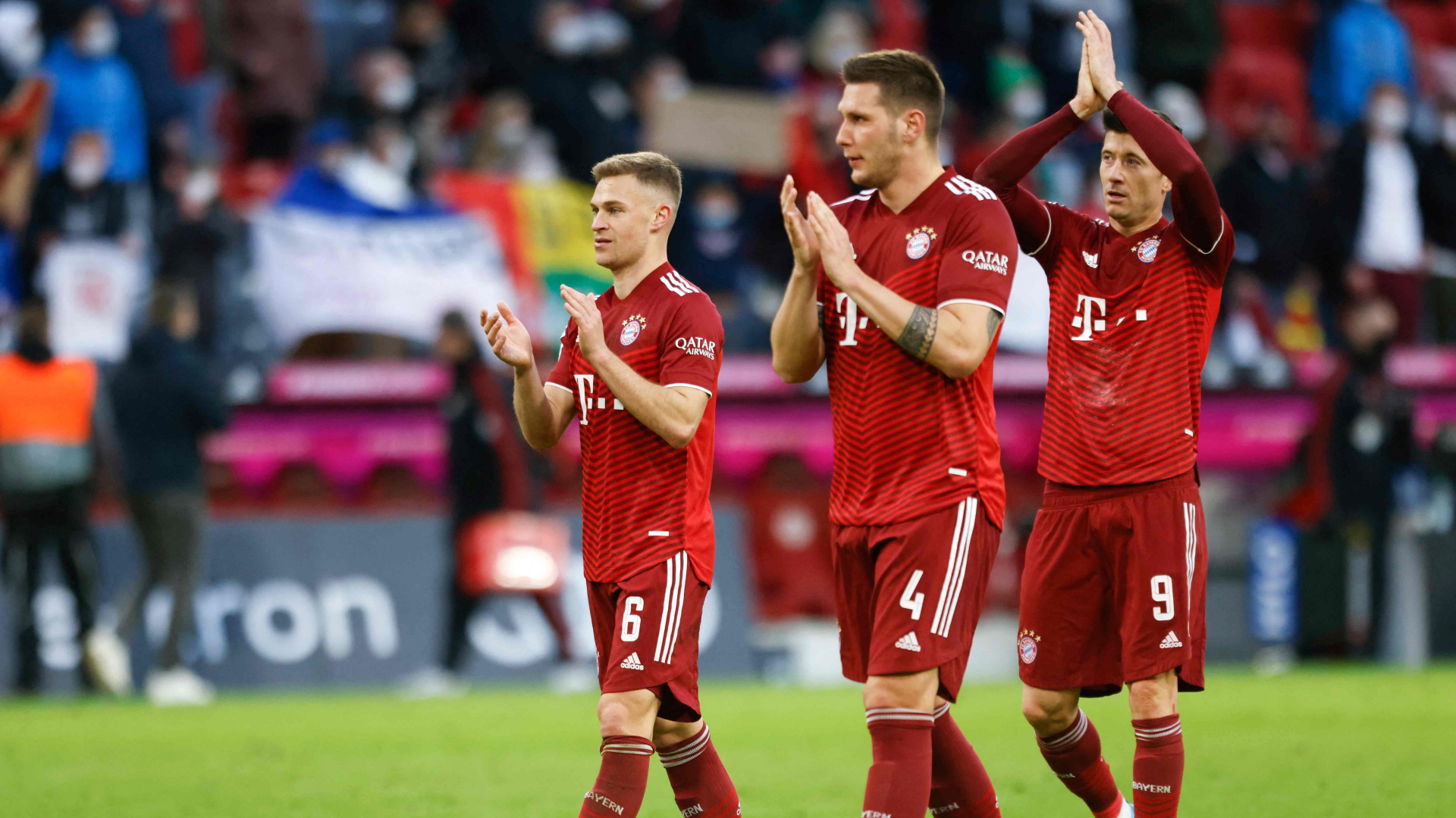 Spielszene Bayern München gegen Greuter Fürth | AFP