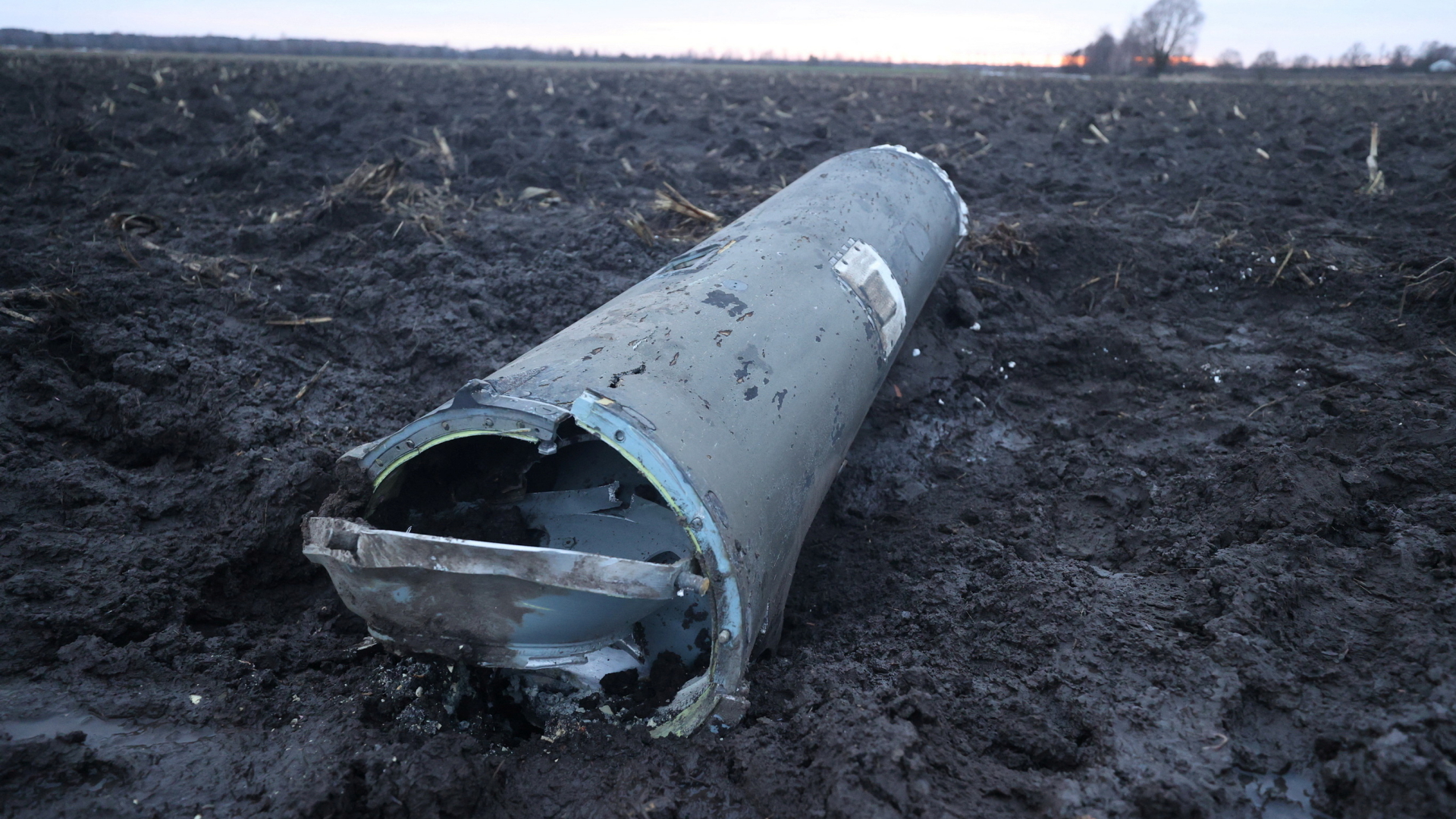Das Fragment einer Rakete, die in Belarus gefunden wurde. | via REUTERS