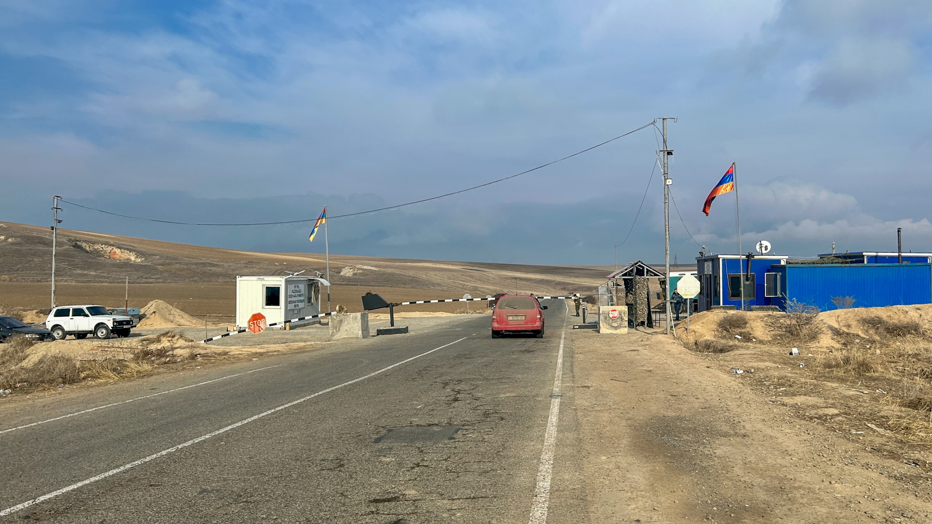 Der Latschin-Korridor, einzige Verbindungsstraße zwischen Armenien und Berg-Karabach | dpa