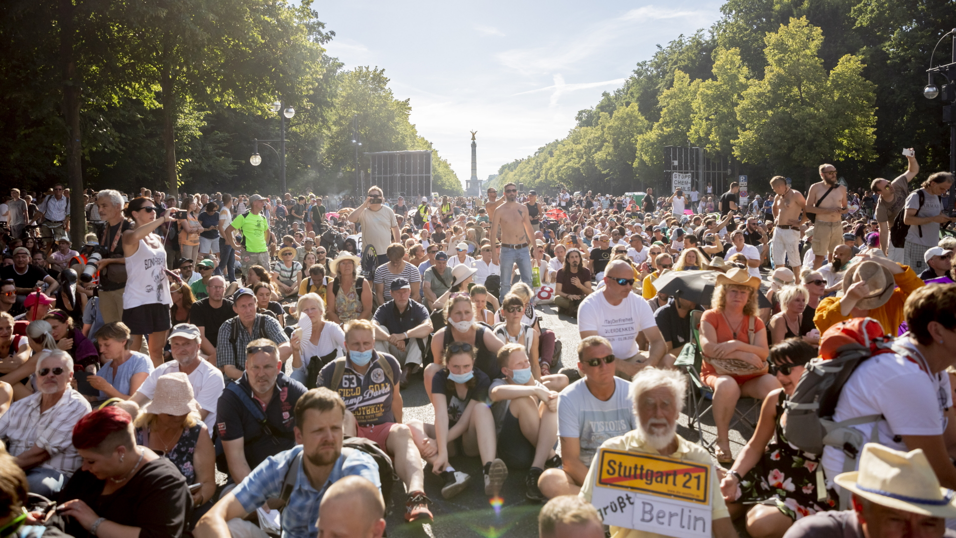 Nach Corona-Demo in Berlin: Politik warnt vor Lockerungen