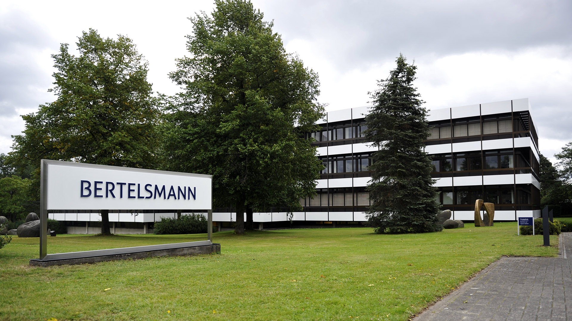 Unternehmenszentrale der Bertelsmann AG in Güterloh | 