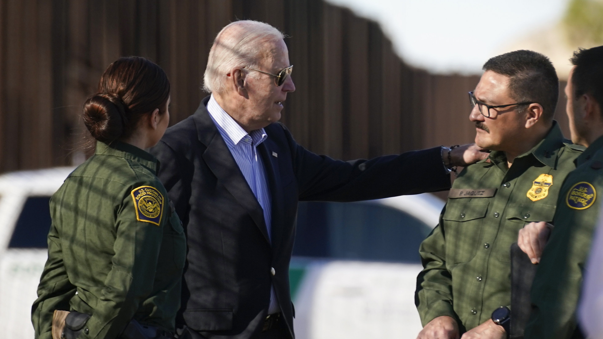Joe Biden an der Grenze zu Mexiko in El Paso, Texas. | AP