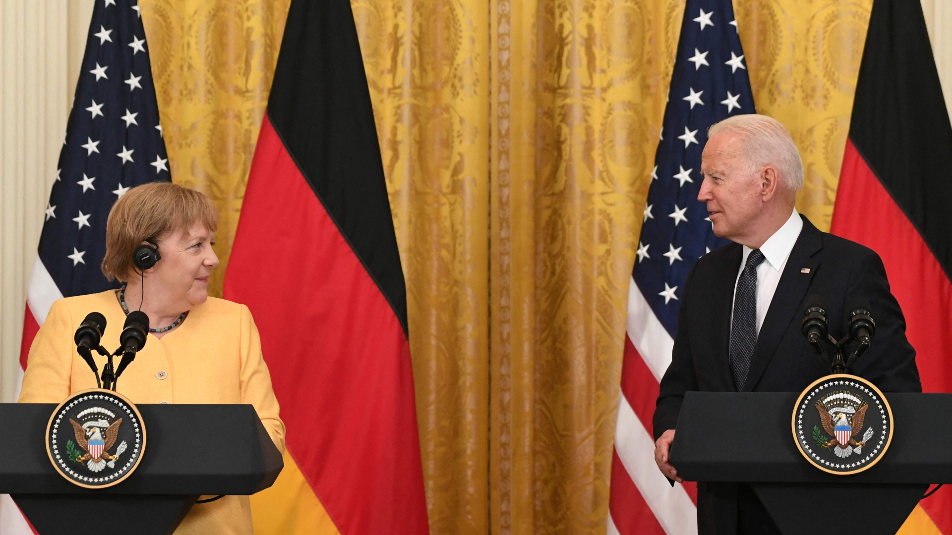 Bundeskanzlerin Merkel bei einem Treffen mit US-Präsident Joe Biden in Washington.