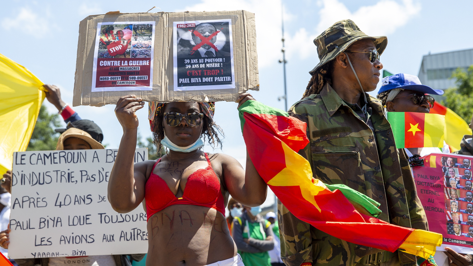 Protest gegen den Besuch von Kameruns Präsident Biya der UN-Vertretung in der Schweiz | EPA